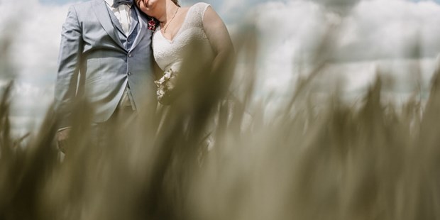 Hochzeitsfotos - Berufsfotograf - Amberg (Amberg) - Hochzeitsfotos mal anders - Eikaetschja Hochzeitsfotograf & Videograf