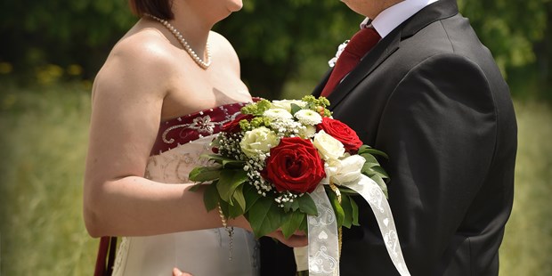 Hochzeitsfotos - Copyright und Rechte: keine Vervielfältigung erlaubt - Murtal - tisajn-Foto  tina brunner