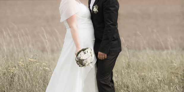 Hochzeitsfotos - Copyright und Rechte: Bilder auf Social Media erlaubt - Lütjenburg - Ulrike Pawandenat