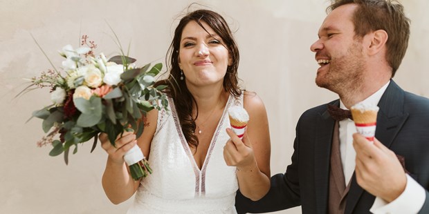 Hochzeitsfotos - Copyright und Rechte: Bilder auf Social Media erlaubt - Wels (Wels) - Christiane Wolfram Photography
