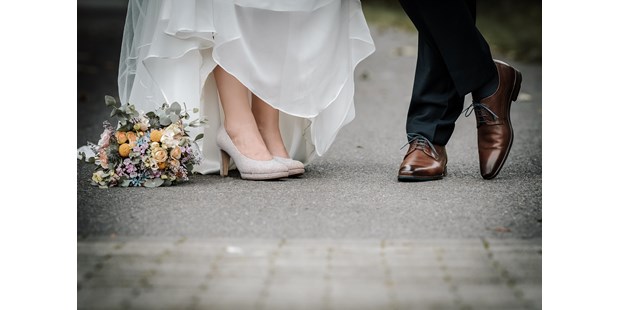 Hochzeitsfotos - Copyright und Rechte: Bilder auf Social Media erlaubt - Neuss - Stefanie und Armin Fiegler