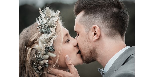 Hochzeitsfotos - Copyright und Rechte: Bilder auf Social Media erlaubt - Hiddenhausen - Stefanie und Armin Fiegler