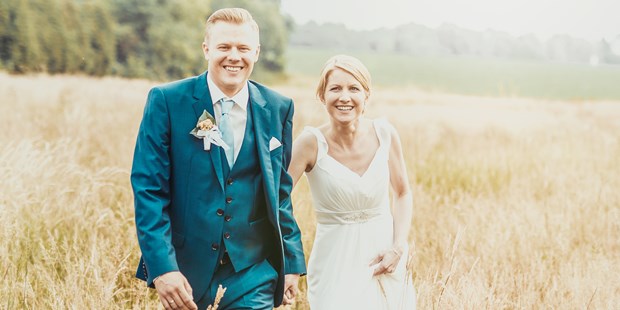 Hochzeitsfotos - Copyright und Rechte: Bilder auf Social Media erlaubt - Nottuln - Christof Oppermann - Authentic Wedding Storytelling