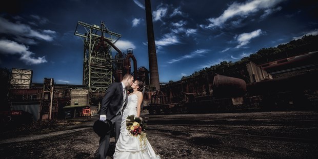 Hochzeitsfotos - Fotobox alleine buchbar - Nordrhein-Westfalen - Christof Oppermann - Authentic Wedding Storytelling