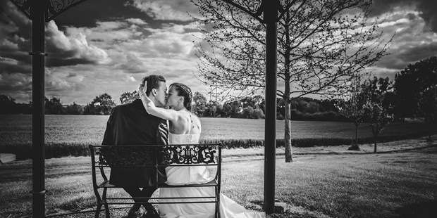 Hochzeitsfotos - Berufsfotograf - Nordrhein-Westfalen - Christof Oppermann - Authentic Wedding Storytelling