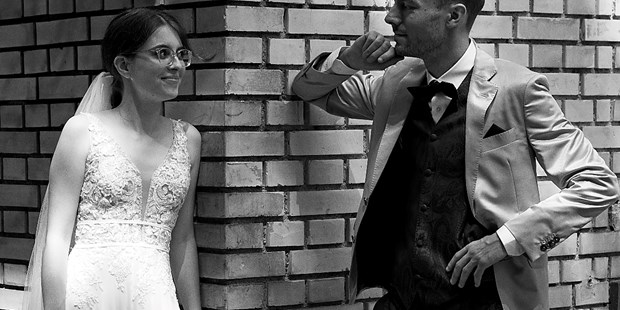 Hochzeitsfotos - Art des Shootings: Trash your Dress - Oftringen - Hochzeitsfest in Zürich - CountryFoto