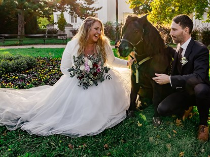 Hochzeitsfotos - Copyright und Rechte: Bilder auf Social Media erlaubt - Loosdorf (Fallbach) - Wedding Paradise e.U. Professional Wedding Photographer