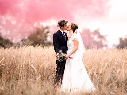 Hochzeitsfotos - Copyright und Rechte: Bilder auf Social Media erlaubt - Kremsmünster - Lisa Jordan Fotografie