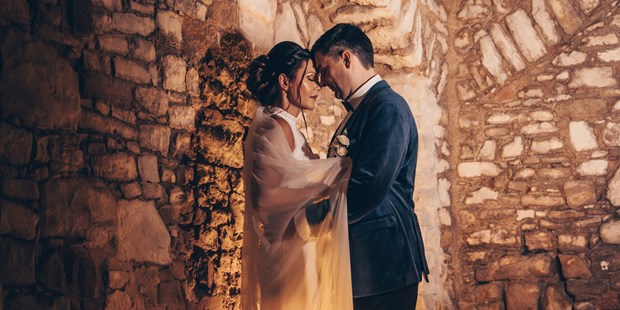 Hochzeitsfotos - Copyright und Rechte: Bilder auf Social Media erlaubt - Georgenthal - Julia Pevchina