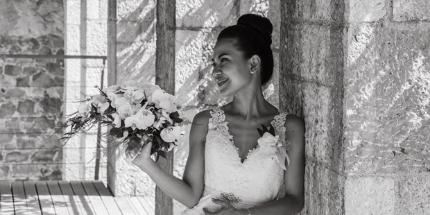 Hochzeitsfotos - Copyright und Rechte: Bilder dürfen bearbeitet werden - Dürnstein - wedding photographer Vienna - Hochzeifotograf Neza&Tadej  Poročni fotograf 