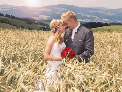 Hochzeitsfotos - zweite Kamera - Mannswörth - Helmut Schweighofer Hochzeitsfotograf