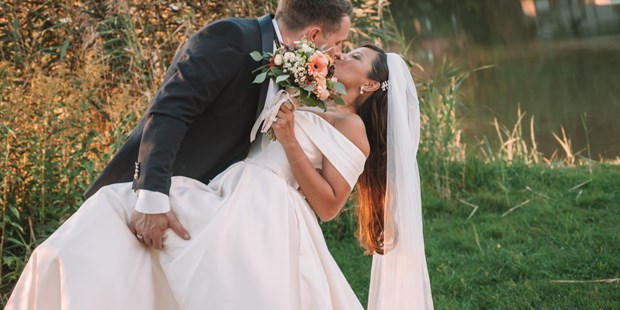 Hochzeitsfotos - Copyright und Rechte: Bilder auf Social Media erlaubt - Schweiz - Hochzeitsfotograf Schweiz  - Hochzeifotograf Neza&Tadej