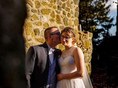 Hochzeitsfotos - Copyright und Rechte: Bilder auf Social Media erlaubt - Kremsmünster - L.Wenzlawski_Photography