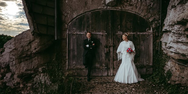 Hochzeitsfotos - Art des Shootings: Portrait Hochzeitsshooting - Graz - Wedding-Fotografen