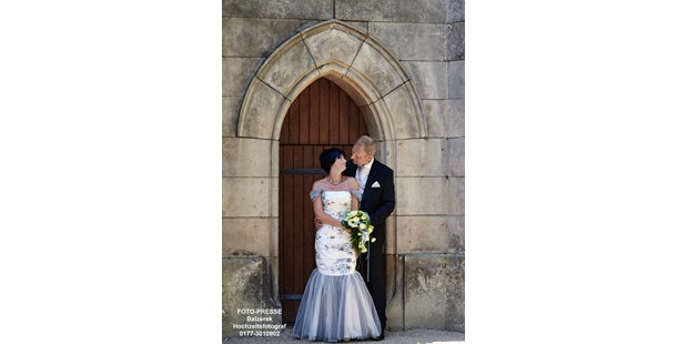 Hochzeitsfotos - Fotobox mit Zubehör - Neumünster - Fotoshooting am Schloss von Schwerin - BALZEREK, REINHARD