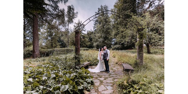 Hochzeitsfotos - Fotostudio - St. Ulrich (Trentino-Südtirol) - Traumhochzeit im Grünen - Sabine Thaler-Haubelt Photography