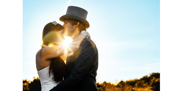 Hochzeitsfotos - Copyright und Rechte: Bilder auf Social Media erlaubt - Ostsee - Hochzeitsfotograf Helge Peters - Mo´s Fotostudio