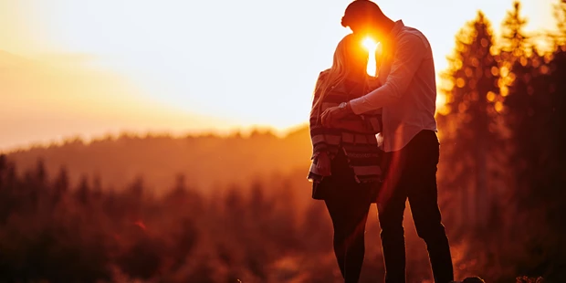 Hochzeitsfotos - Oberösterreich - Engagement Session außerhalb der Hochzeit - Jakob Lehner Photography