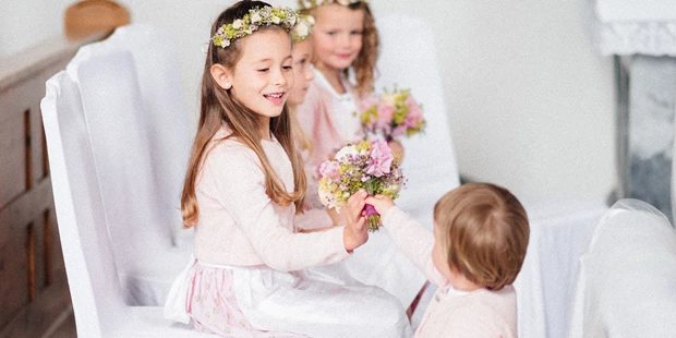 Hochzeitsfotos - Oberösterreich - Blumenmädchen - Fotografin Maria Gadringer  - Maria Gadringer