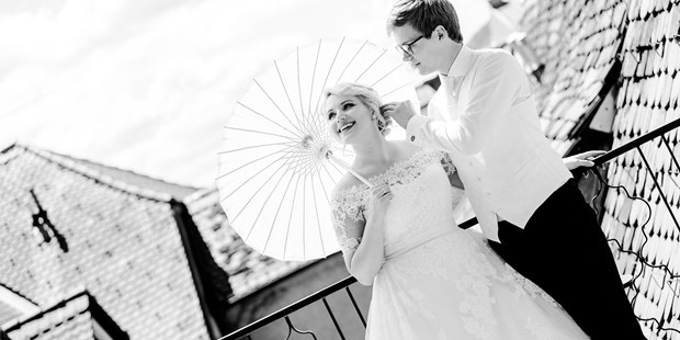Hochzeitsfotos - Copyright und Rechte: Bilder dürfen bearbeitet werden - Österreich - Hochzeit Schlossberg Hotel - VideoFotograf - Kump