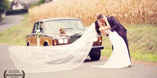 Hochzeitsfotos - Copyright und Rechte: Bilder privat nutzbar - Enns - Gewinn des Wedisson Awards -  Best Wedding Photography - VideoFotograf - Kump