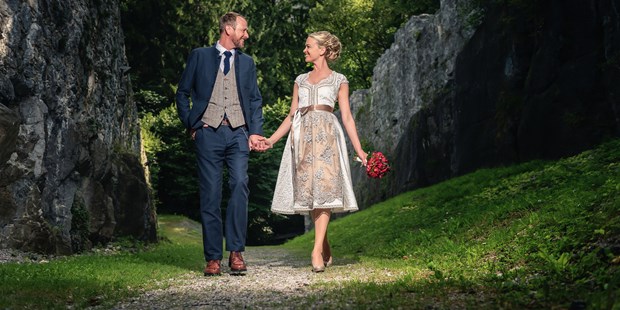 Hochzeitsfotos - Copyright und Rechte: Bilder kommerziell nutzbar - Österreich - trachtige Hochzeit - JB_PICTURES