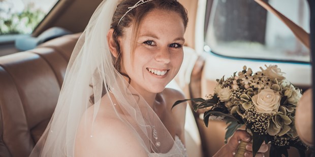 Hochzeitsfotos - Copyright und Rechte: Bilder auf Social Media erlaubt - Potsdam - Alexander Riss Hochzeitsfotograf