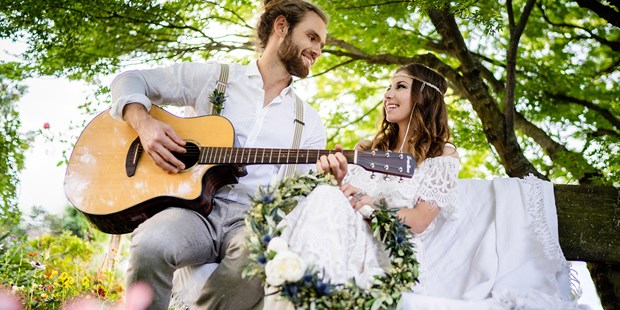 Hochzeitsfotos - Copyright und Rechte: Bilder auf Social Media erlaubt - Alexander Riss Hochzeitsfotograf