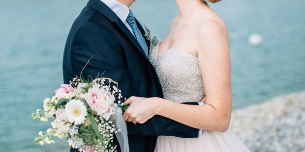Hochzeitsfotos - Copyright und Rechte: Bilder auf Social Media erlaubt - Bridelights Photography