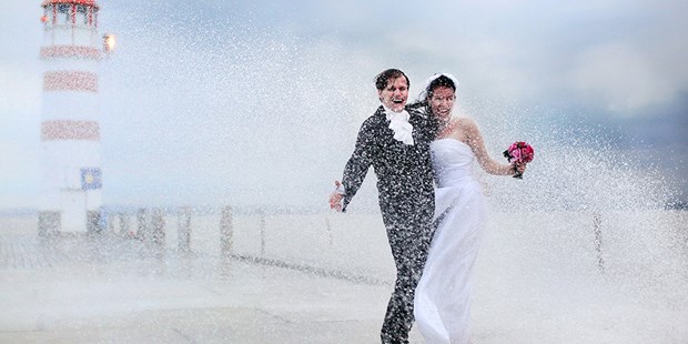 Hochzeitsfotos - Art des Shootings: Unterwassershooting - Droß - Podersdorf am See - Horia Photography