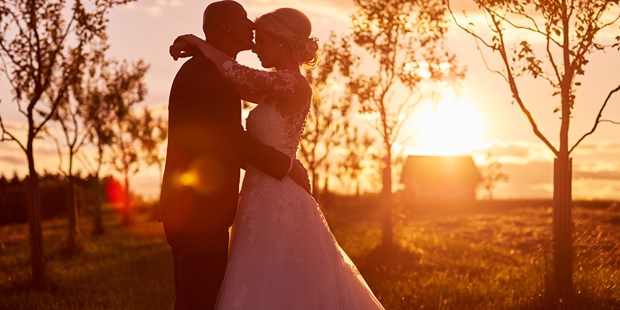 Hochzeitsfotos - Copyright und Rechte: Bilder auf Social Media erlaubt - Eberschwang - Jakob Lehner Photography