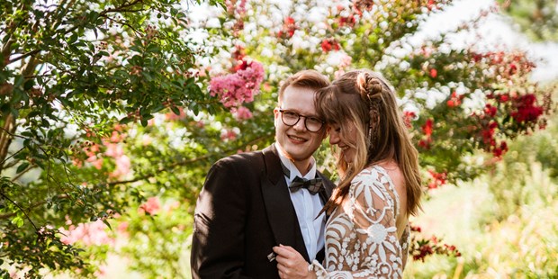 Hochzeitsfotos - Copyright und Rechte: Bilder auf Social Media erlaubt - Döbriach - Hochzeit in der Steiermark / Philemons Garten - Pixellicious