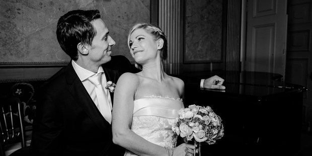 Hochzeitsfotos - Art des Shootings: Hochzeits Shooting - Ernstbrunn - Memories & Emotions Photography