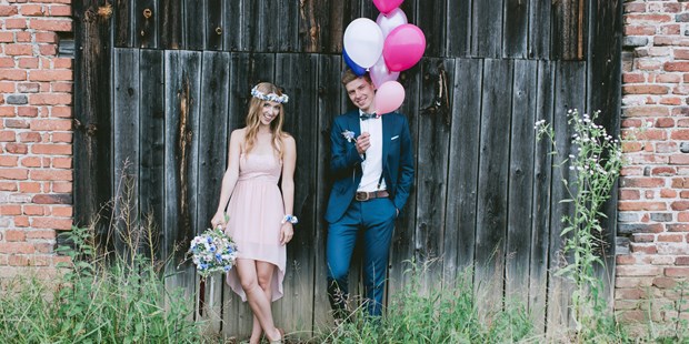 Hochzeitsfotos - Art des Shootings: Trash your Dress - Pinkafeld - Michaela Begsteiger