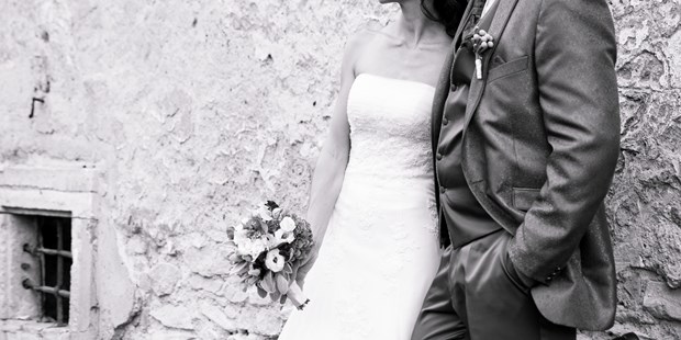 Hochzeitsfotos - Copyright und Rechte: Bilder auf Social Media erlaubt - Graz - www.photoby-rs.com - Photoby-RS