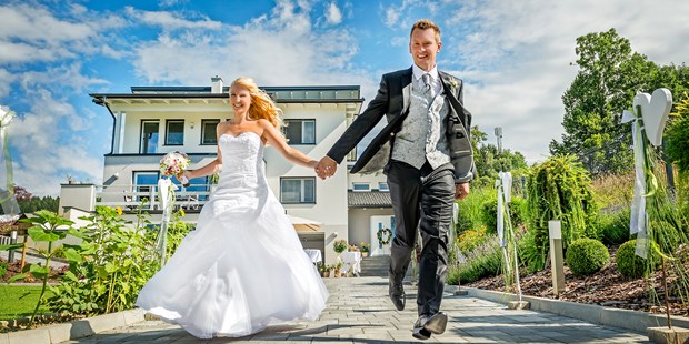 Hochzeitsfotos - Copyright und Rechte: Bilder dürfen bearbeitet werden - Gänserndorf - Ringfoto Puntigam