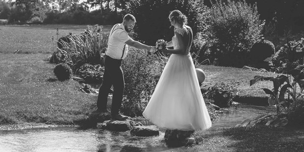 Hochzeitsfotos - Art des Shootings: Trash your Dress - Hausruck - THOMAS PINTER PHOTOGRAPHY
