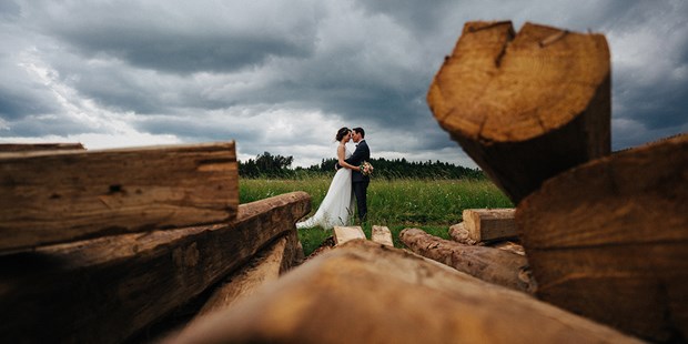 Hochzeitsfotos - Copyright und Rechte: Bilder auf Social Media erlaubt - Henry Welisch