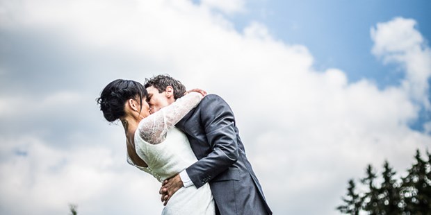 Hochzeitsfotos - Videografie buchbar - Zwettl an der Rodl - lichtlinien