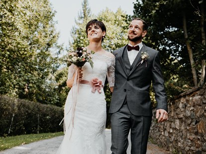 Hochzeitsfotos - Copyright und Rechte: Bilder auf Social Media erlaubt - Schwanenstadt - Verena & Thomas Schön - Hochzeitsfotografen in Kärnten & Österreich