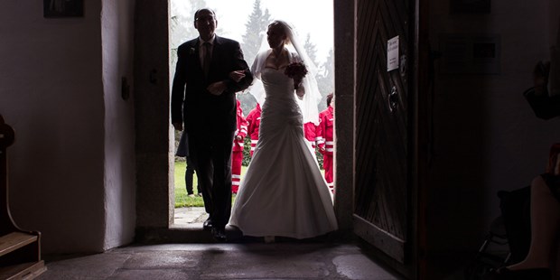 Hochzeitsfotos - Art des Shootings: Fotostory - Hausruck - Flora Fellner Fotografie