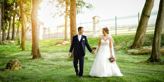 Hochzeitsfotos - Copyright und Rechte: Bilder auf Social Media erlaubt - Voitsberg - Aleksander Regorsek - Destination wedding photographer