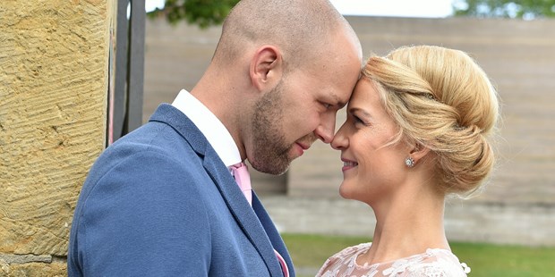 Hochzeitsfotos - Copyright und Rechte: keine Vervielfältigung erlaubt - Seelze - Paarshooting in Bielefeld co Bork - diehochzeitsfotografin.de