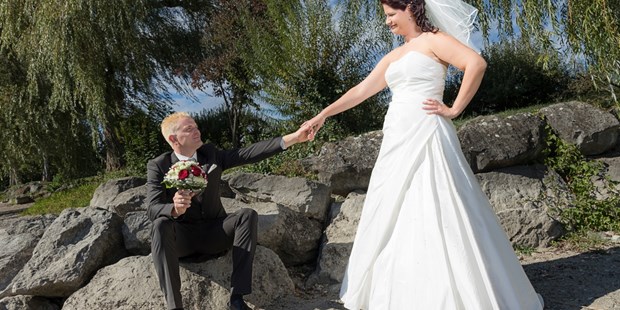 Hochzeitsfotos - Art des Shootings: Trash your Dress - Mattstetten - Wedding²