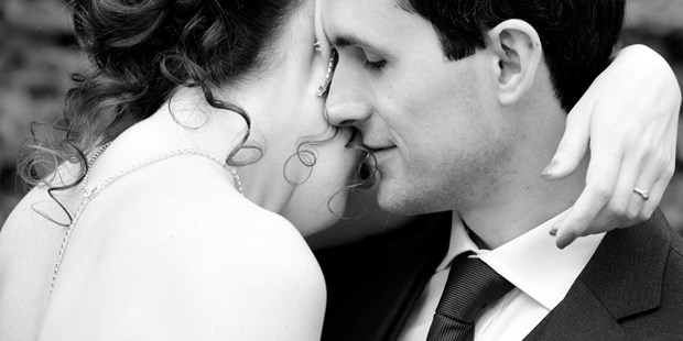 Hochzeitsfotos - Copyright und Rechte: Bilder auf Social Media erlaubt - Studenzen - ButterundBrot Fotografie