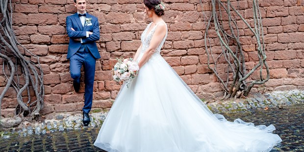 Hochzeitsfotos - Art des Shootings: Trash your Dress - Büdingen - Nadja Arnold Photography