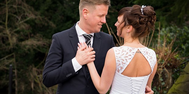 Hochzeitsfotos - Copyright und Rechte: Bilder auf Social Media erlaubt - Hiddenhausen - T & P Fotografie