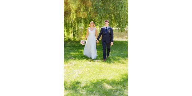 Hochzeitsfotos - zweite Kamera - Sprockhövel - Brautpaar in der Parkanlage - Fotostudio Bremer