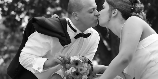 Hochzeitsfotos - Copyright und Rechte: Bilder auf Social Media erlaubt - Franken - Marcus Müller Foto-Digital-Studio