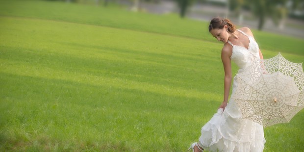 Hochzeitsfotos - Art des Shootings: Trash your Dress - Wiedenzhausen - Dayle Ann Clavin